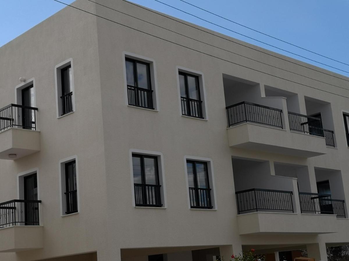 Seashell Apartments Paphos Eksteriør billede