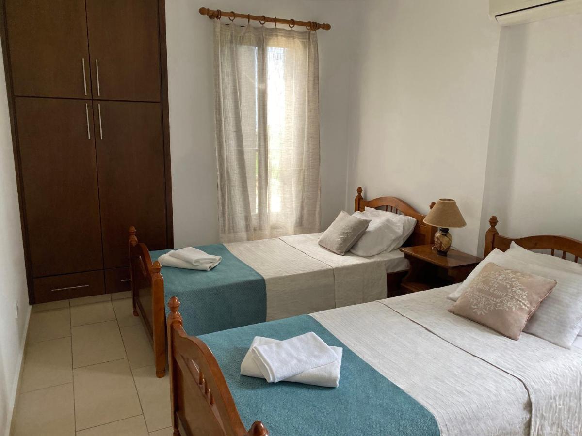 Seashell Apartments Paphos Eksteriør billede